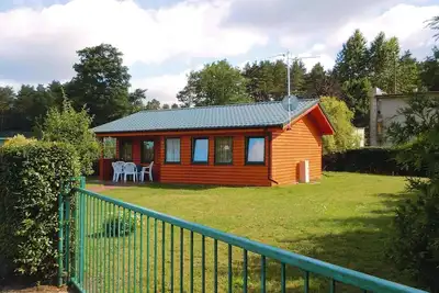 Image de Maison au bord du lac Rosnowskie avec terrasse