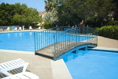 Image de Appartement style sarde avec piscine