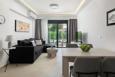 Aegean Escape Luxury Apartment