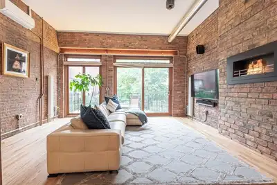 Image de Hawthorn I by Rove Travel | 3br Duplex Loft