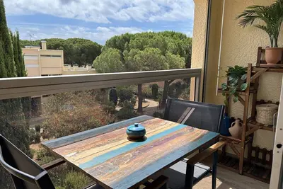 Image de Studio climatisé à 200m de la plage avec balcon, parking et ménage inclus - Bormes-les-Mimosas