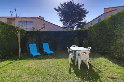 Image de Charmant appartement avec jardin, proche plages, commerces et Royan, parking privé