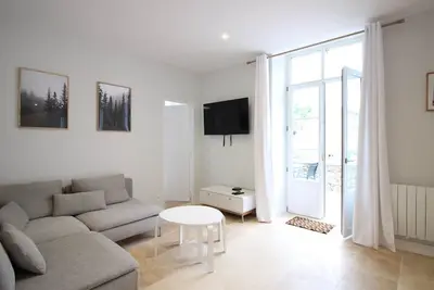 Image de Bel Apt T3 rénové avec terrasse et wifi, centre La Bourboule, proche thermes, max 5 pers