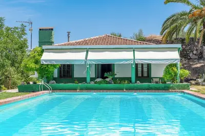 Image de Ideal Para Conocer Andalucía, Granada, Córdoba, Málaga, con Gran Piscina, Bbq