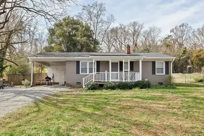 Image de Cozy Ranch 15 Min to Raleigh Downtown and 15 to Fuquay-Varina Downtown