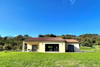 Image de Villa neuve au calme à la campagne à 5 mn du centre de Sarlat
