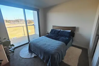 Image de Lakeside apartment, walking distance to foreshore