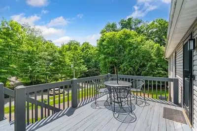 Image de Grand Ridge Grove: 3br, 2. 5ba Gathering Home