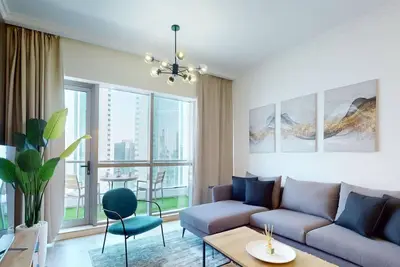 Image de Bay Central - Enticing Two Bedroom