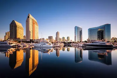 Image de Stylish Sd Living -10 min drive to Downtown\n\n