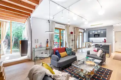 Image de GuestReady - Spacieux apt. avec cour privative