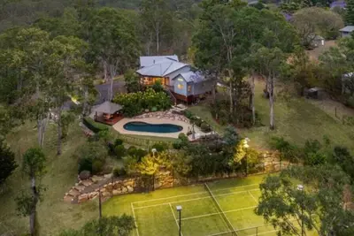 Image de Hideaway at Brookfield Acreage Tennis Court Pool