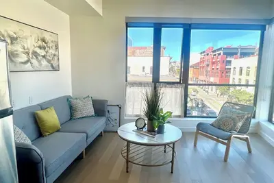 Image de Brand New Airy 1 Bedroom Condo in Nob Hill