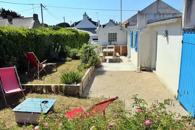 Image de Maison familiale au calme avec un jardin clos, Ă deux pas de la mer!