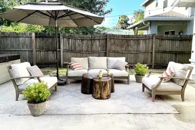 Image de Tampa Heights Bungalow, your perfect historical getaway in Tampa, Fl!
