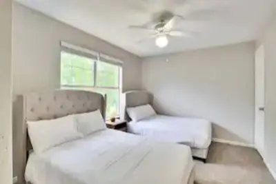 Image de 2 Bedroom 2 Bathroom Boho Apartment 8 mins from Downtown Austin!