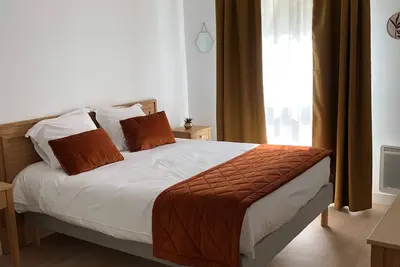 Image de Appartement T2 avec chambre et salle de bain