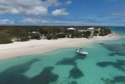 Barbuda Cottages 1 Bed (Blue) Beachfront Villa