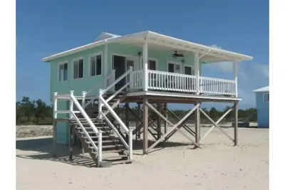 Image de Barbuda Cottages 3 bed (Yellow) Beachfront Villa\n