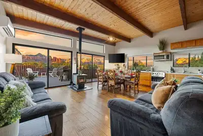 Image de Sedona Red Rock Serenity Retreat!