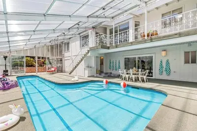 Image de Flagstaff Luxury | Pool | 6, 400 sqft! | Int Design