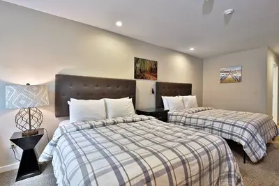 Image de Charming Killington Studio w/ Pool. Bus Route. Ski Rental Deals! - Killington Center Suites 131