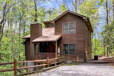 Image de Legacy Lodge-Cabin Near Helen, Ga Private Hot Tub, Tubing, hiking