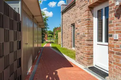 Image de Sielkieker - Neue 72qm Ferienwohnung für 4 Personen mit Terrasse Direkt am Wasser