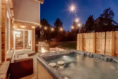 Image de Hot-Tub | Close to Denver | Garage & Fire Pit