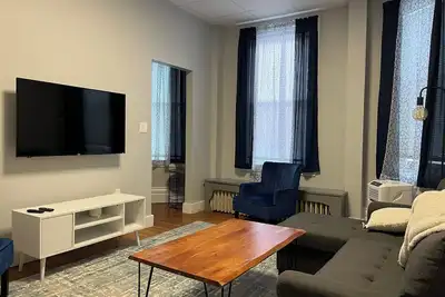 Image de Nittany Nest: Cozy 3 Bedroom - New Beds