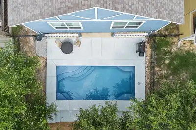 Image de Charming Home with Lake Views & Private Pool