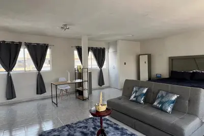 Image de Encantador Estudio Céntrico con Terraza Privada