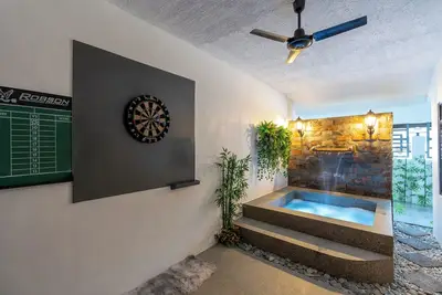 Image de Cozy Bungalow with Jacuzzi