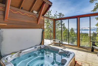 Image de Game Room & Hot Tub: Serene Grand Mountain Chalet!