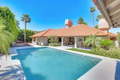 16 Mi to Dtwn: Phoenix Gem w/ Private Pool