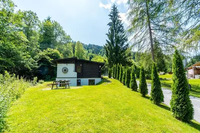 Image de Chalet confortable au Tyrol avec un jardin privé