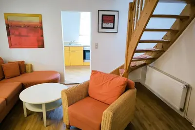 Image de 04 beautiful 2-room-apartment with glazed veranda - quietly situated