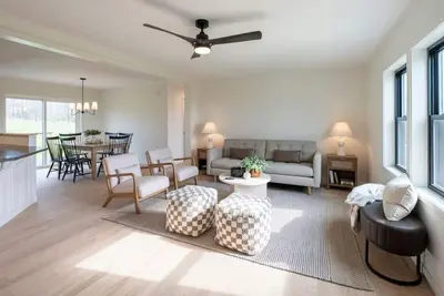 Image de Chic Lakeview Getaway on Seneca Lake Wine Trail