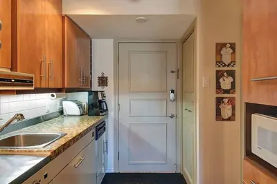 Image de Charming Tremblant 1 Bedroom -Pool + Hot Tub