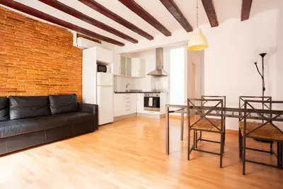 Image de Old town apartment with balcony and wifi