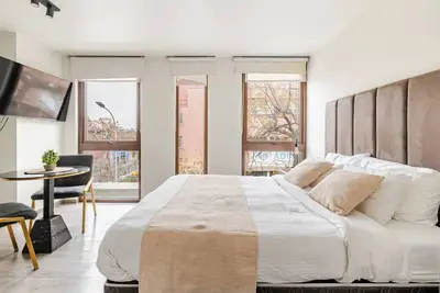 Image de Sunny Studio in the Center of Santiago: Your Cozy City Escape.
