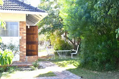Image de Privacy and comfort in Harare's Diplomatic area