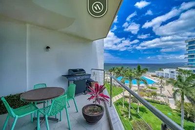 Image de Oceanview 2 Br Condo - Beachclub - Pool - Ocean