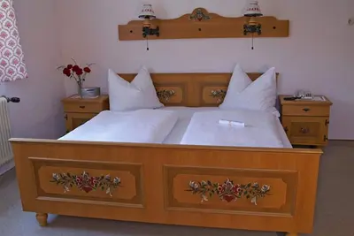 Image de Danube, double room, shower/Wc - Gästehaus Donautal - Donausteig and bett+bike