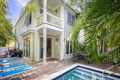 Image de Modern Elegance at Windsor Townhomes #5