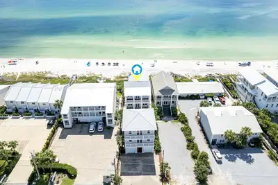 Beach Front \"Marlin House\" Custom, Heated Private Pool, 10br, Sleeps 22