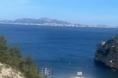 Image de Le Grand Bleu entre le ciel et la mer…