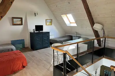 Image de Maison sur le long du littoral Cancale/Mont-Saint-Michel, idéal en famille.