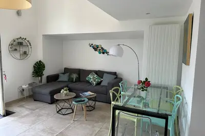 Image de Jolie maison portuaire avec jardin
