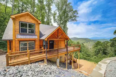 Image de Mountain-View Fleetwood Retreat w/ Deck & Grill